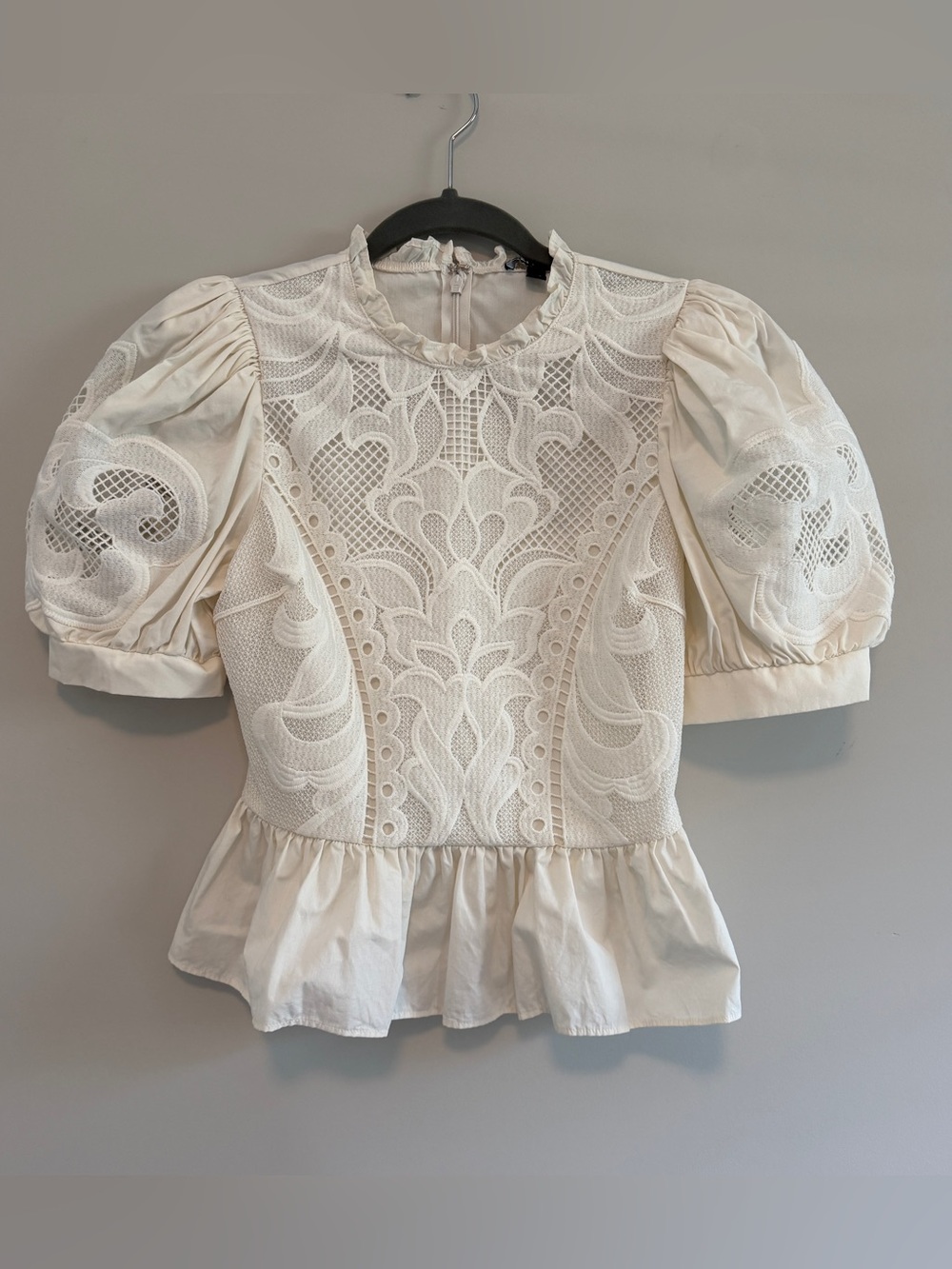 Elegant Ivory Lace Peplum Top with Puff Sleeves